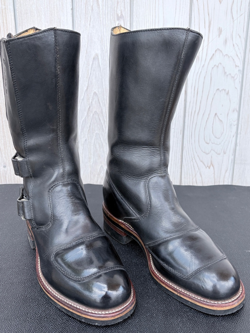 Chippewa Black Leather Men's Engineer Boots